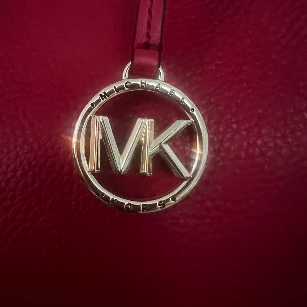 Michael Kors NWOT Lenox Pebble Crimson Red Leather Large Tote Bag - Picture 11 of 12